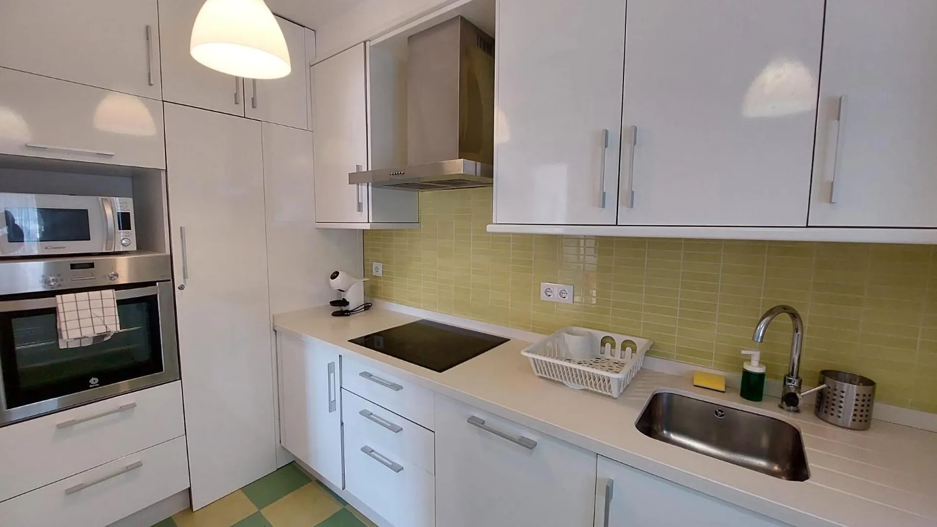 Sirena Center Apartment Seville 0*,
